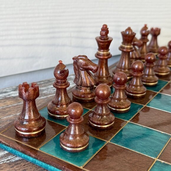 Brown and Peacock Green-Blue Chess Board Game with Velvet Bag 32 pieces - Picture 3 of 9